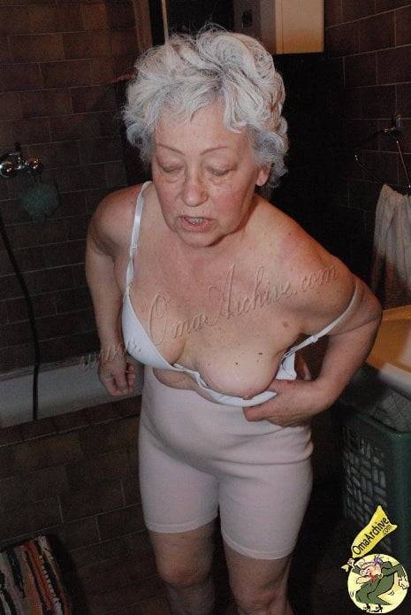 Amateur granny going wild image